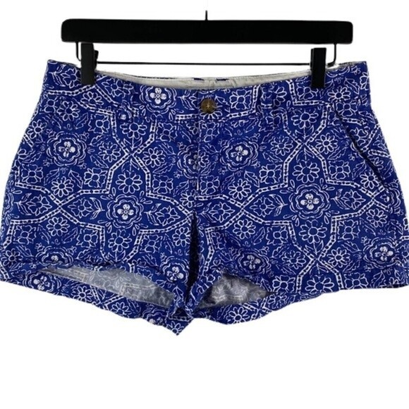 Old Navy Shorts Womens Size 4 Blue Floral Design Pockets Casual - Picture 1 of 6